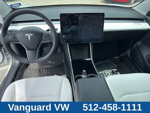 Used 2020 Tesla Model 3 Standard Range Plus RWD image 23