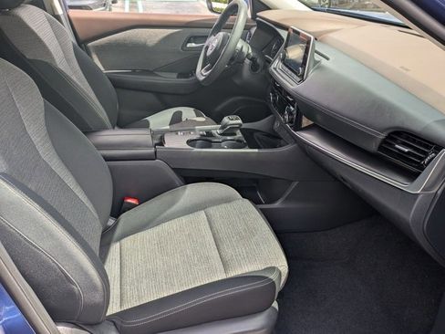 Certified 2023 Nissan Rogue SV image 19