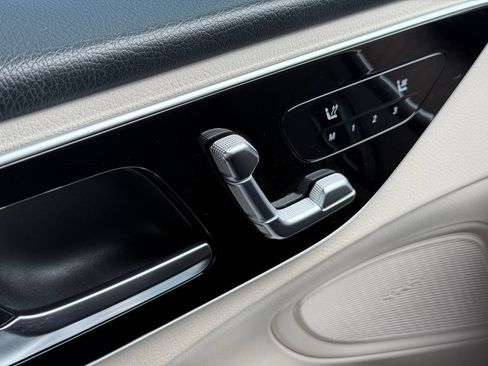 Used 2022 Mercedes-Benz C 300 Sedan image 19