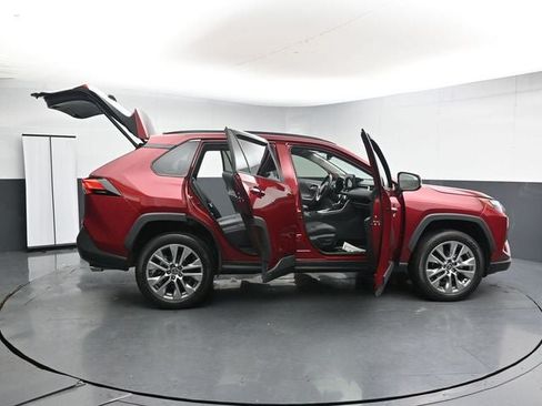 Used 2024 Toyota RAV4 Limited FWD image 37