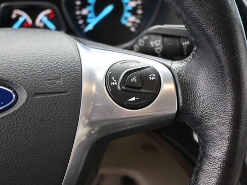 Used 2016 Ford Escape Titanium FWD image 15