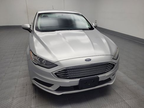 Used 2018 Ford Fusion SE image 14