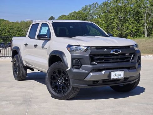 New 2026 Chevrolet Colorado Trail Boss AWD/4WD image 1