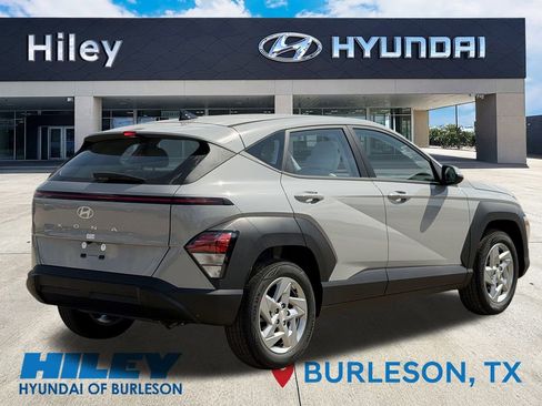 New 2026 Hyundai Kona SE image 4