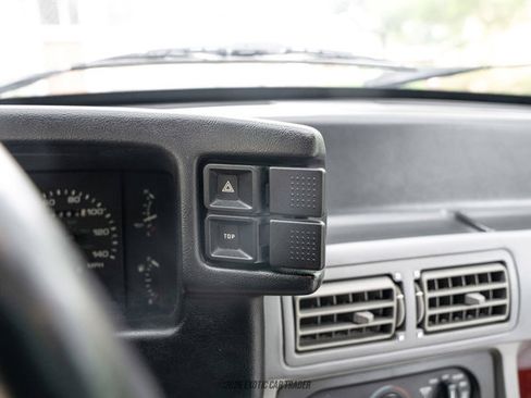Used 1993 Ford Mustang LX RWD image 91