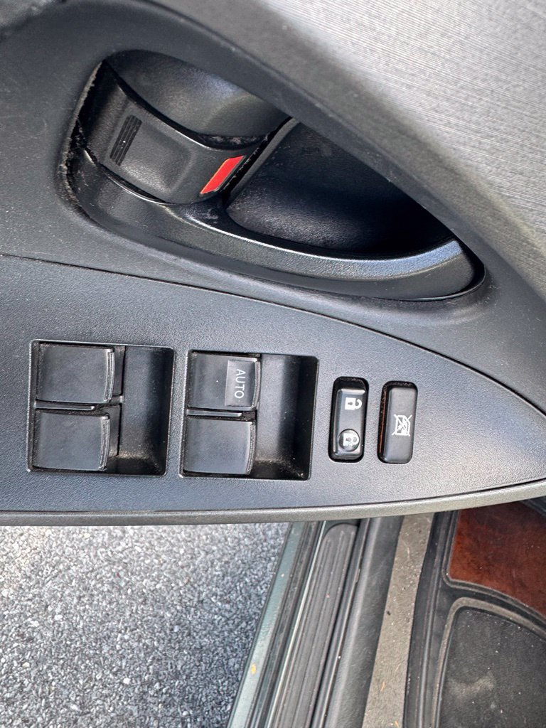Used 2012 Toyota RAV4 4WD w/ Value Pkg image 14