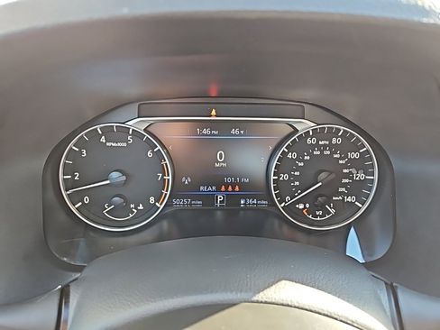 Used 2024 Nissan Altima 2.5 SV image 13