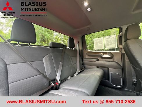 Used 2024 Chevrolet Silverado 1500 LT AWD/4WD image 31