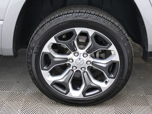 Used 2022 RAM 1500 Limited w/ Body Color Bumper Group AWD/4WD image 20