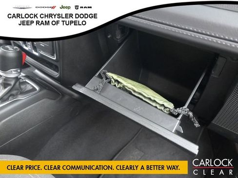 Used 2025 Jeep Wrangler Sahara AWD/4WD image 39