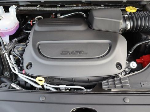 New 2026 Chrysler Pacifica Limited w/ S Appearance Package FWD image 22