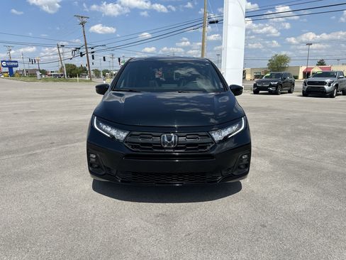 Used 2025 Honda Odyssey Sport-L image 2