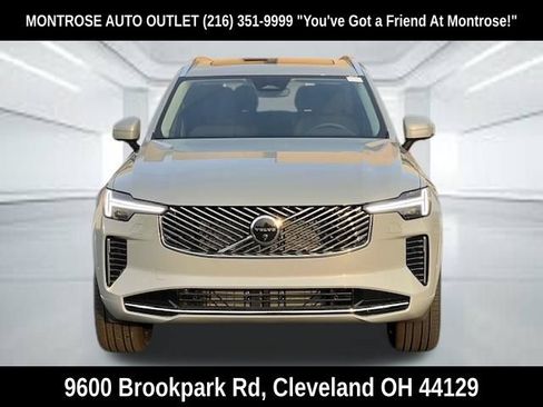 Certified 2026 Volvo XC90 B6 Plus w/ Protection Package Premier AWD/4WD image 8