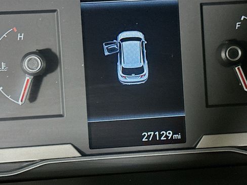 Used 2023 Hyundai Tucson SEL image 19