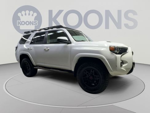 Used 2020 Toyota 4Runner TRD Pro AWD/4WD image 2