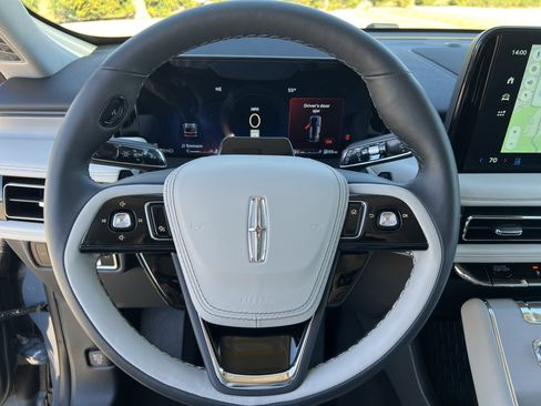 New 2026 Lincoln Aviator Reserve w/ Luxury Package image 15