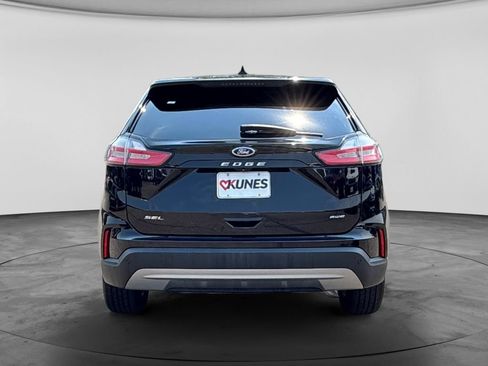 Used 2022 Ford Edge SEL AWD/4WD image 9