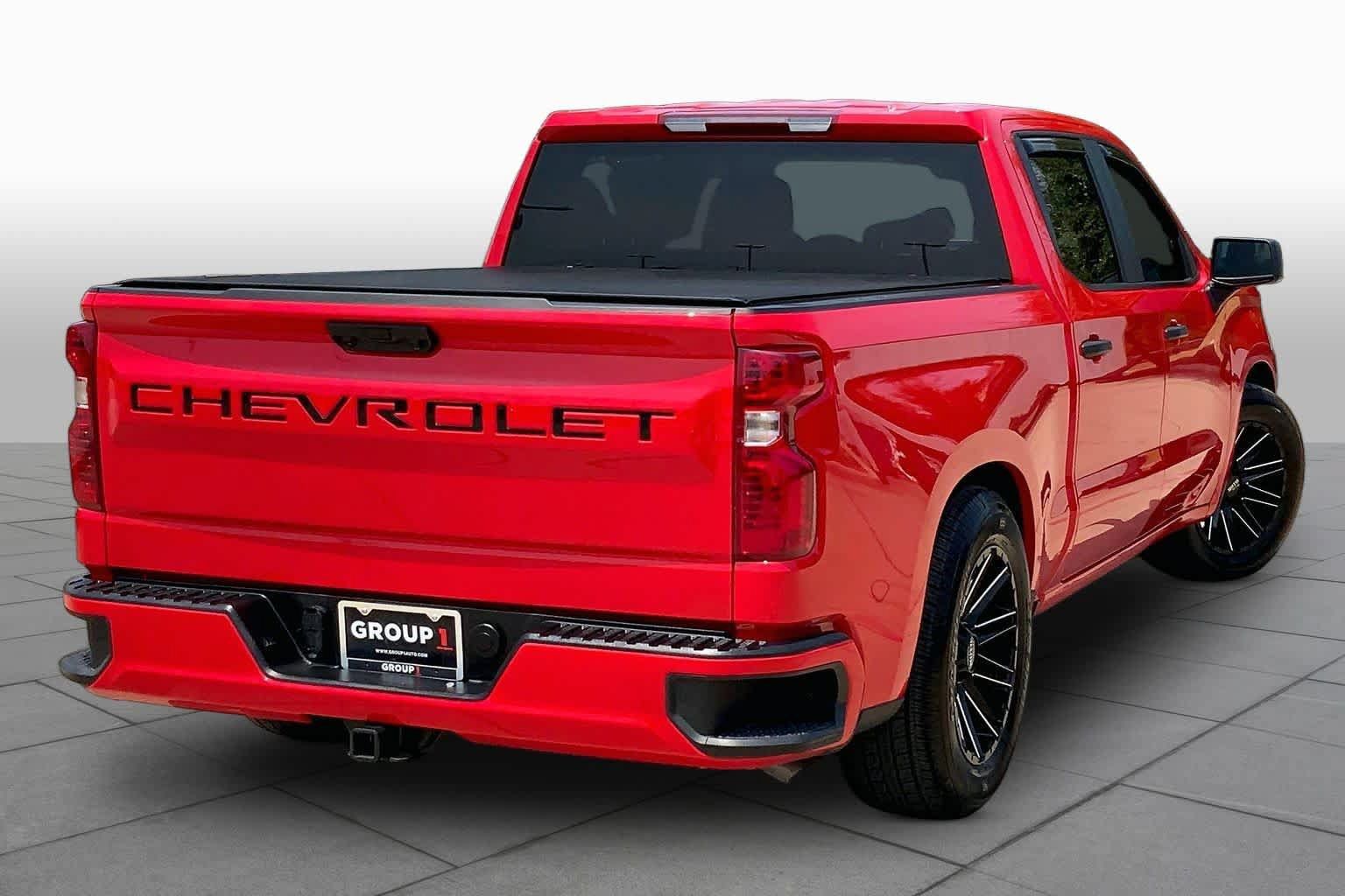 Used 2026 Chevrolet Silverado 1500 Custom RWD image 12