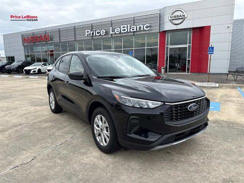 Used 2025 Ford Escape Active AWD/4WD image 1