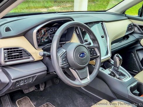 Used 2023 Subaru Outback Limited AWD/4WD image 9