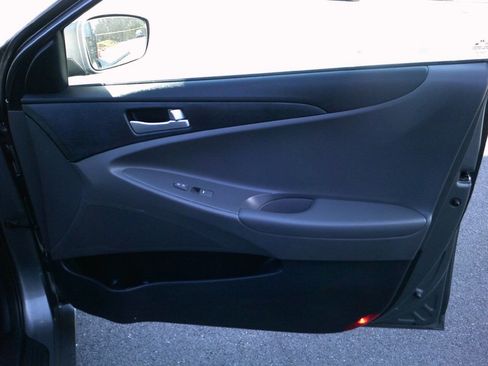 Used 2013 Hyundai Sonata GLS FWD image 12