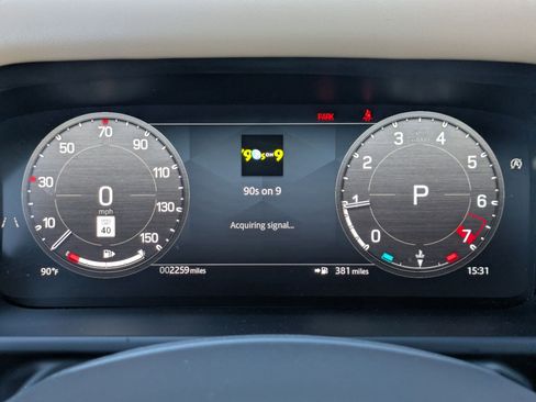 Certified 2025 Land Rover Defender 110 X-Dynamic SE image 18