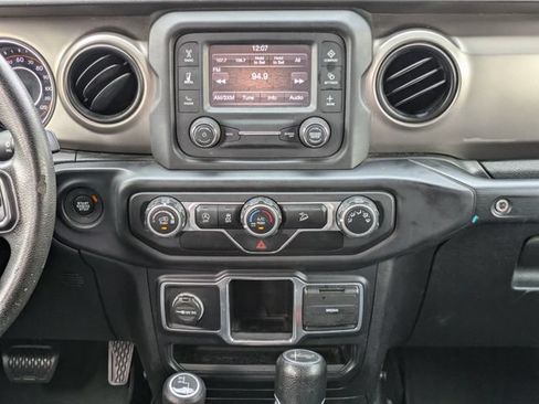 Used 2020 Jeep Wrangler Unlimited Sport AWD/4WD image 19