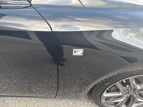 Used 2018 Lexus IS 300 F Sport w/ F Sport Package RWD image 6