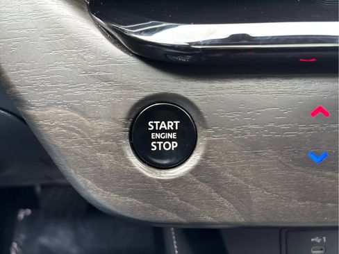 Used 2025 Nissan Murano SL image 23