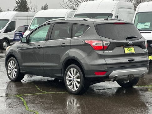 Used 2017 Ford Escape Titanium image 6