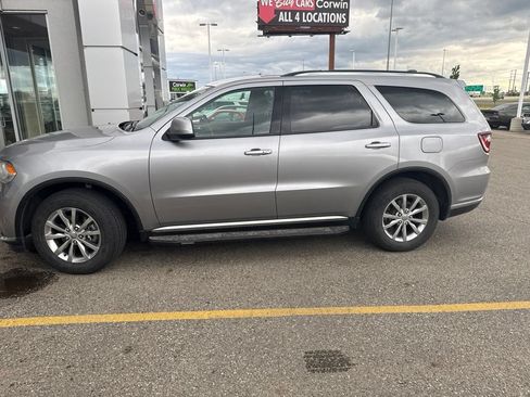 Used 2018 Dodge Durango SXT w/ Quick Order Package 2BB AWD/4WD image 4