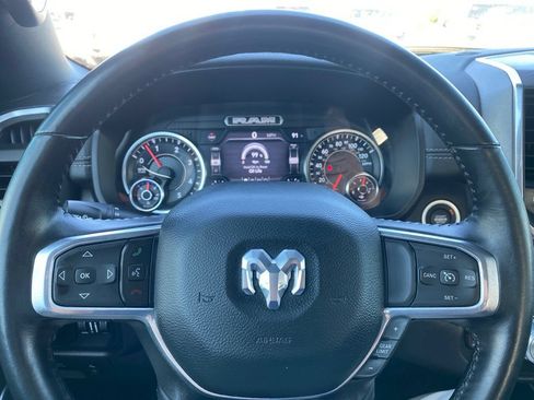 Used 2023 RAM 1500 Laramie AWD/4WD image 32