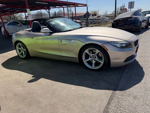 Used 2011 BMW Z4 sDrive30i w/ Premium Pkg image 39