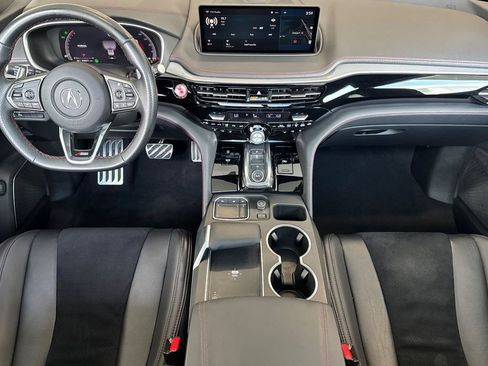 Used 2023 Acura MDX A-Spec image 13