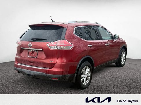 Used 2015 Nissan Rogue SV image 5