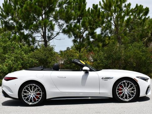 Used 2024 Mercedes-Benz SL 55 AMG 4MATIC image 7
