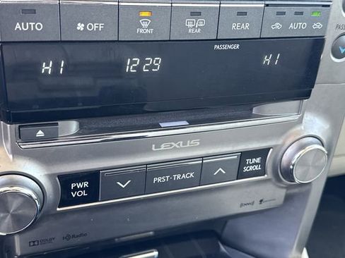 Used 2021 Lexus GX 460 Premium w/ Premium Package image 17