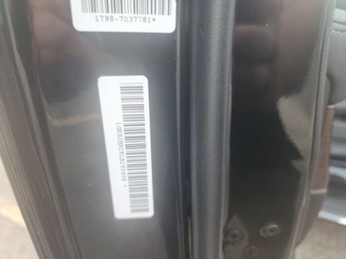 Used 2020 GMC Yukon SLT AWD/4WD image 15