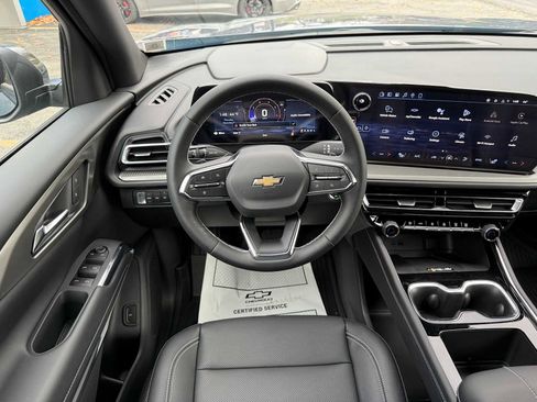 New 2026 Chevrolet Traverse LT image 9