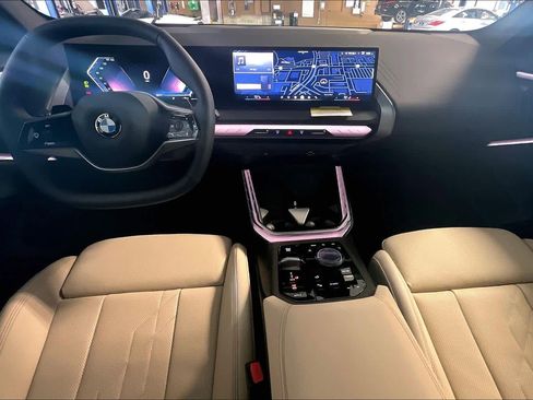 New 2026 BMW X3 xDrive30 image 5