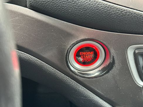 Used 2018 Honda Pilot EX-L image 22