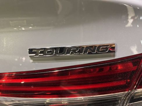 Certified 2024 Honda Civic Touring image 6