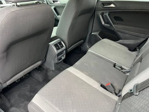 Used 2020 Volkswagen Tiguan S FWD image 29