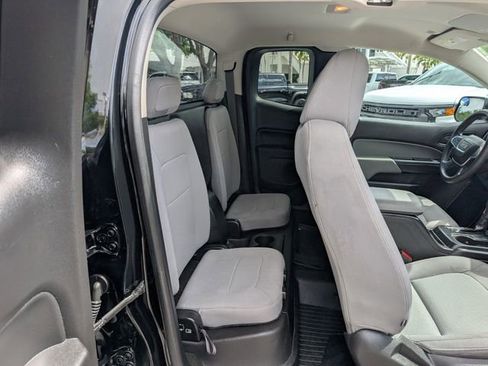 Certified 2018 GMC Canyon W/T w/ Convenience Package RWD image 17