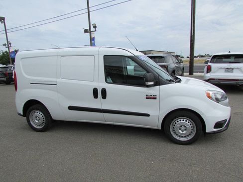 Used 2022 RAM ProMaster City Tradesman FWD image 5
