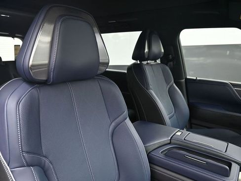 New 2026 INFINITI QX80 4WD w/ Sport Exterior Package image 42