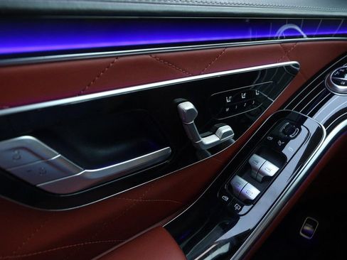 Used 2022 Mercedes-Benz S 580 4MATIC Sedan image 12