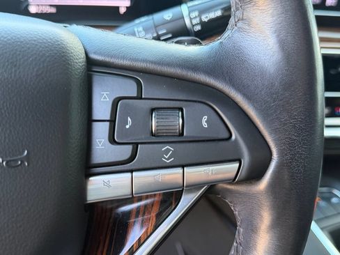 Used 2023 Cadillac Escalade Sport Platinum w/ LPO, ONYX Package AWD/4WD image 22