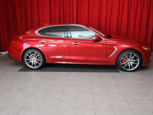 Used 2020 Genesis G70 3.3T image 10