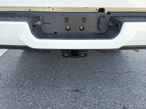 Certified 2025 RAM 2500 Big Horn AWD/4WD image 30